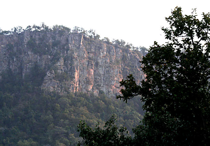 Bandhavgarh cliffs