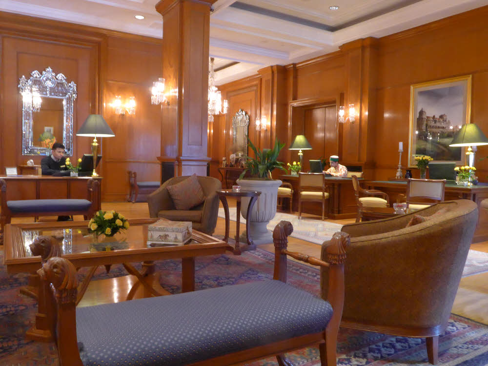 Wildflower Hall, Shimla: Lobby