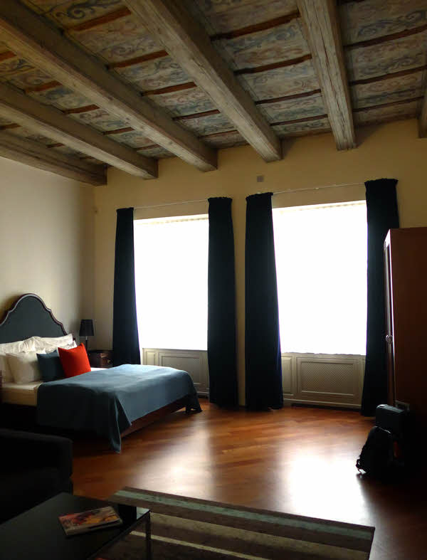 Image: Nice room: Iron Gate Hotel, Prague
