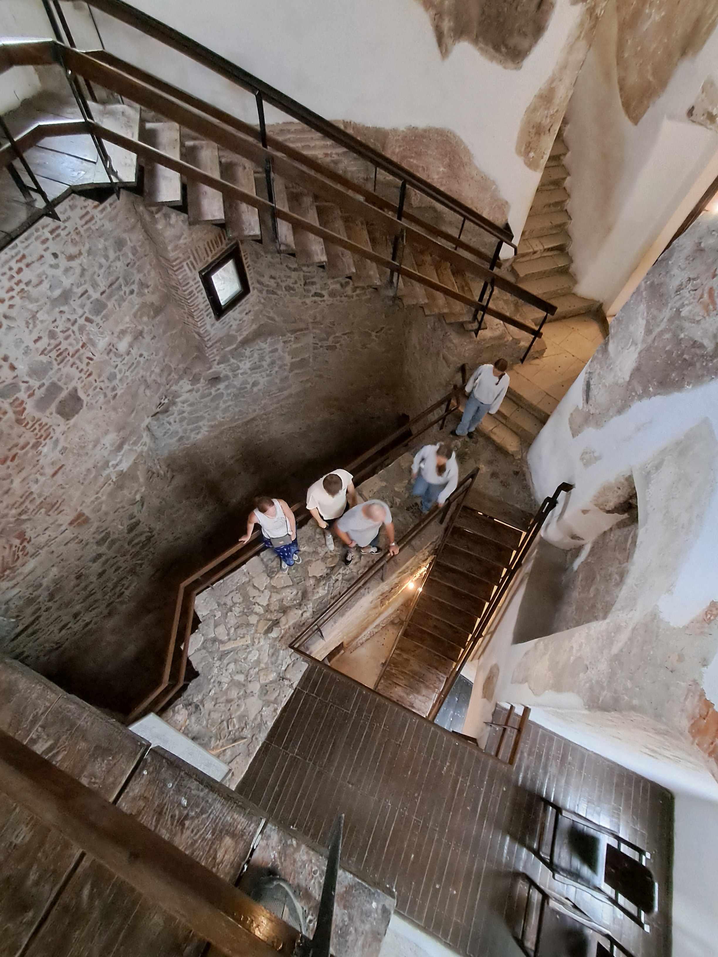 ((image gra/20250727_182224h-fort-shaft-lores.jpg goes here))