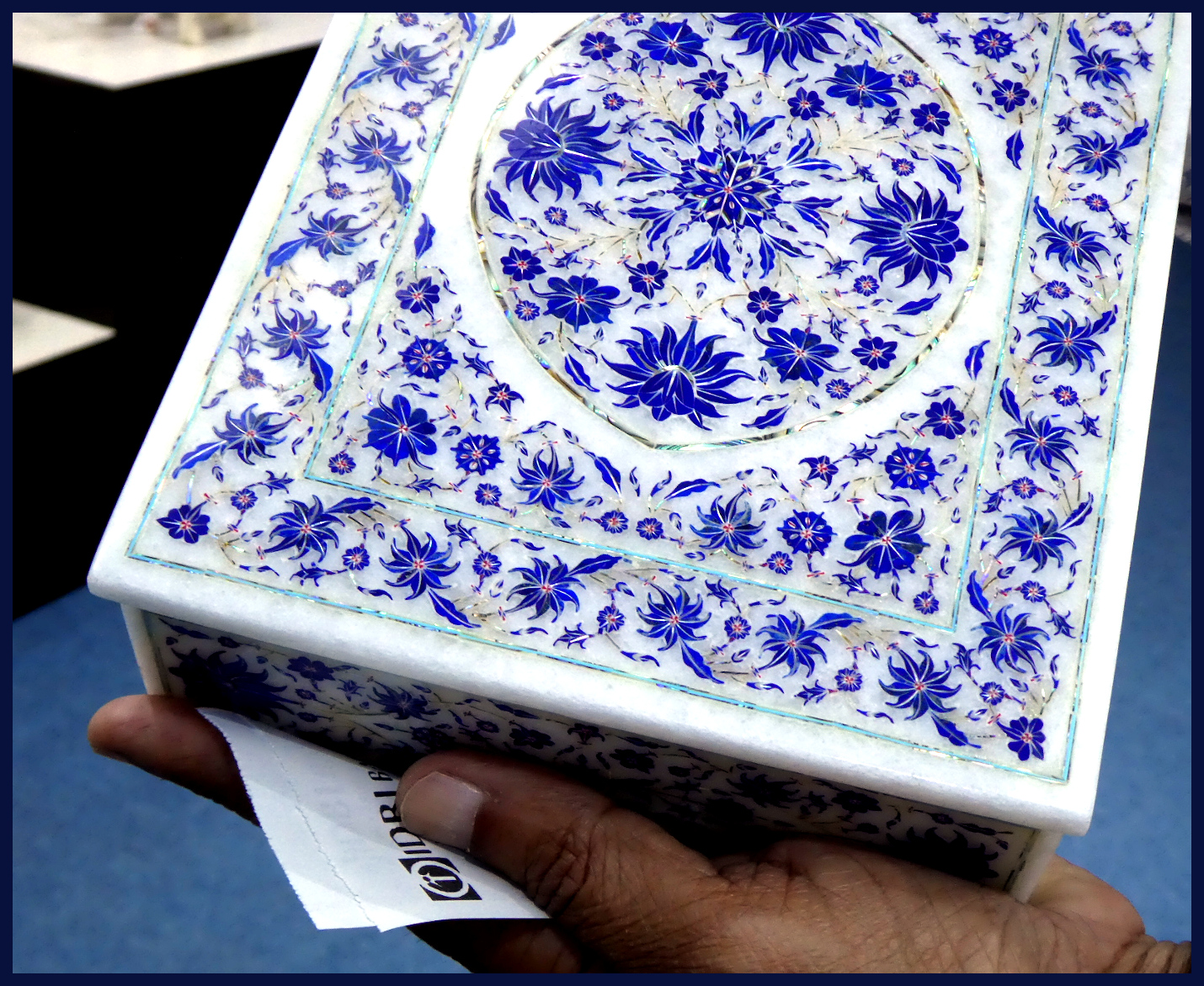((image inlay-box-p1010840.jpg goes here