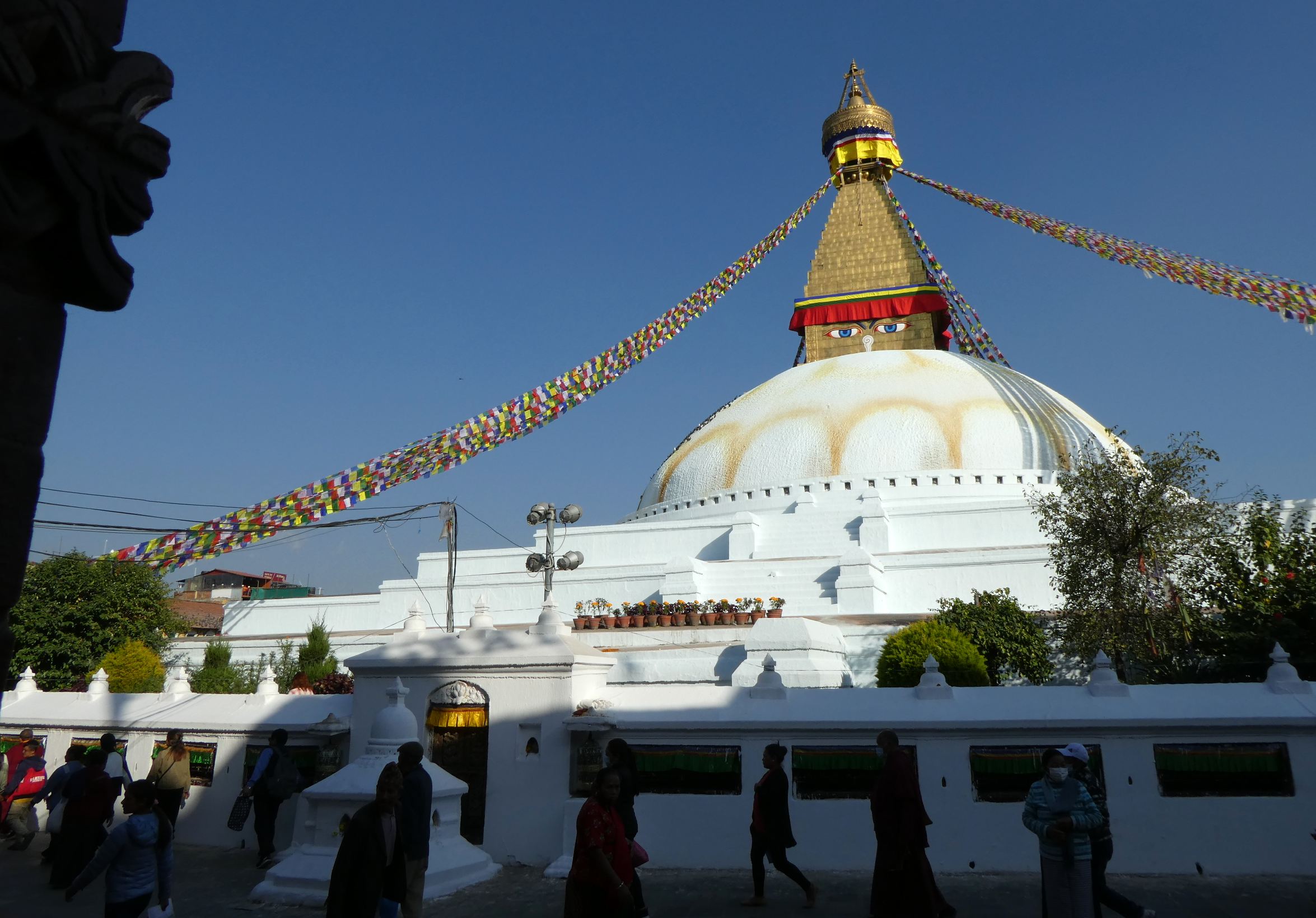 ((image stupa-bpoudhaneth-lores-p1020567.jpg goes here))