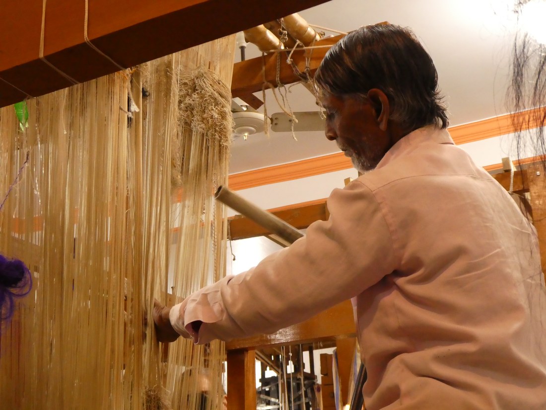 ((image var-silk-weaver-p1020106.jpg goes here))